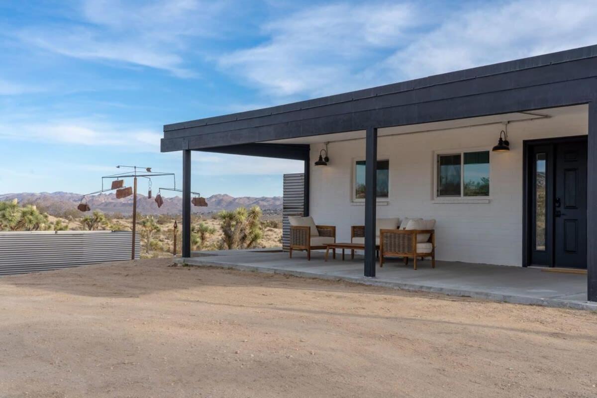 Villa Kinetic House-Joshua Trees Sculptures Cowboy Pool Yucca Valley Esterno foto