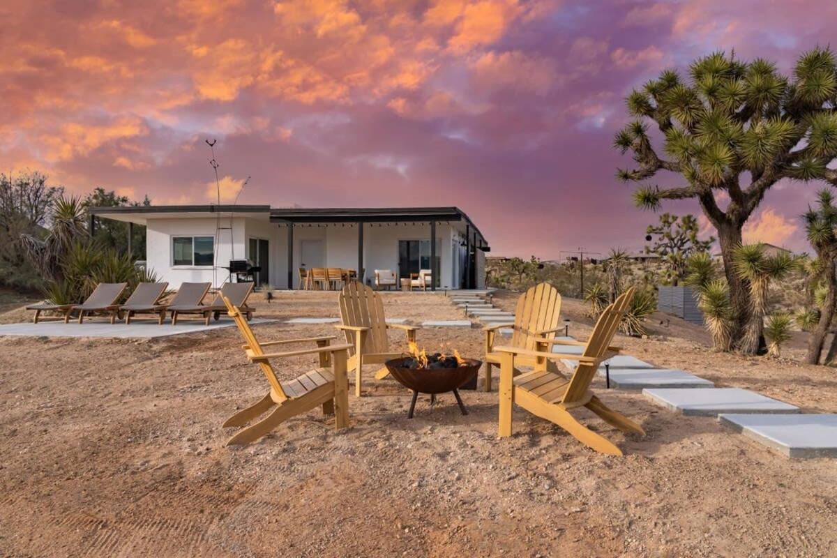 Villa Kinetic House-Joshua Trees Sculptures Cowboy Pool Yucca Valley Esterno foto